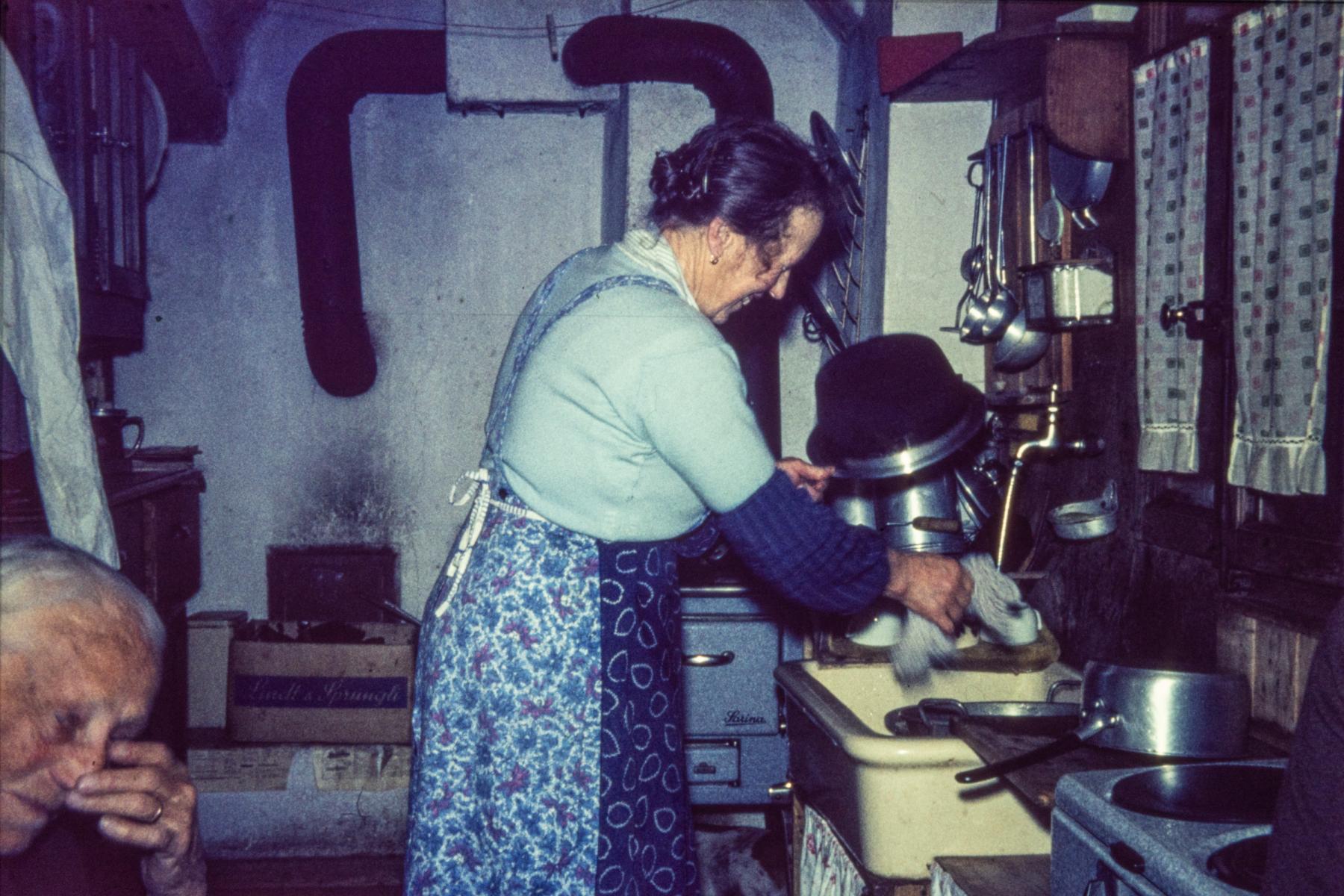 Küche in einem Wohnhaus (Foto: Familie Jossen)